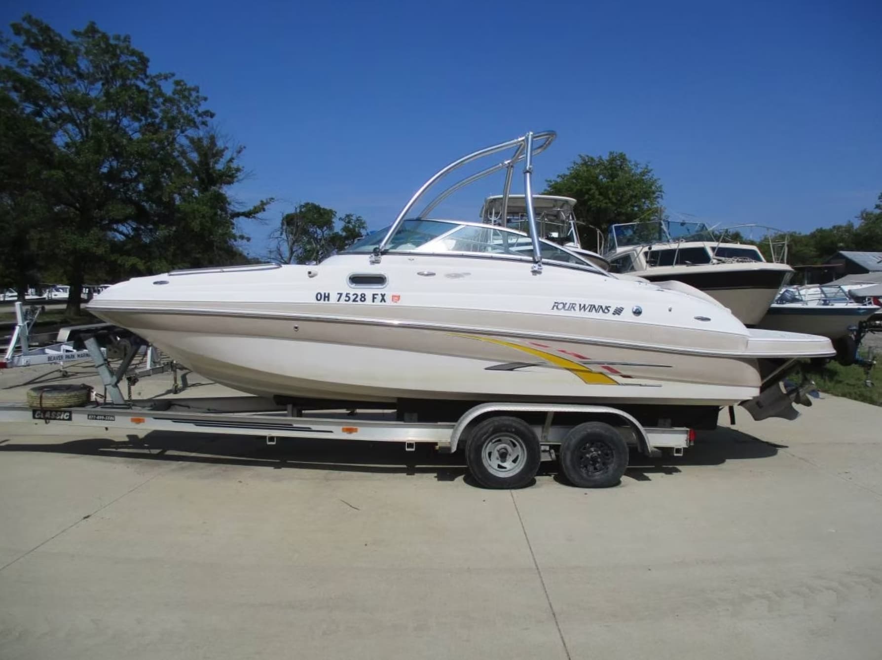 2007 Four Winns 224 Funship
