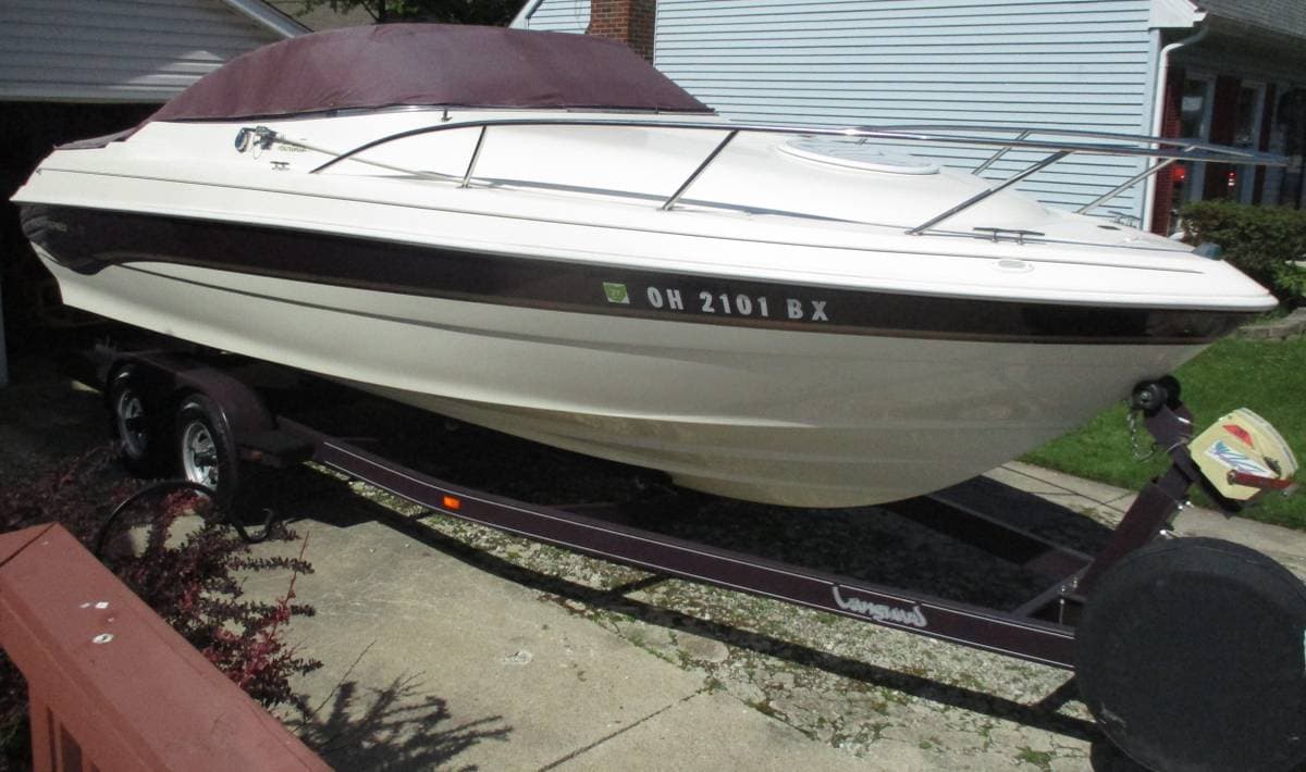 1997 Monterey 236 CU Montura